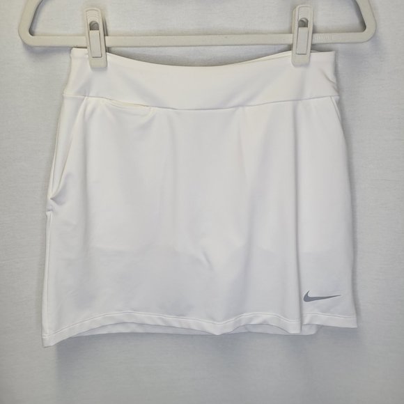 Nike Dresses & Skirts - Nike Women's XS Skort White Pull On